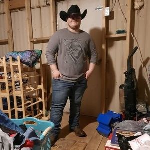 Meet your Posher, Benjamin